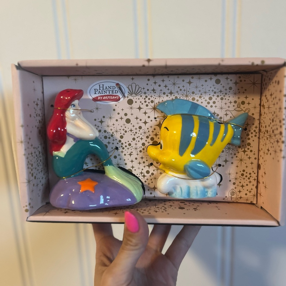 Disney Ariel and Flounder sat and pepper shakers